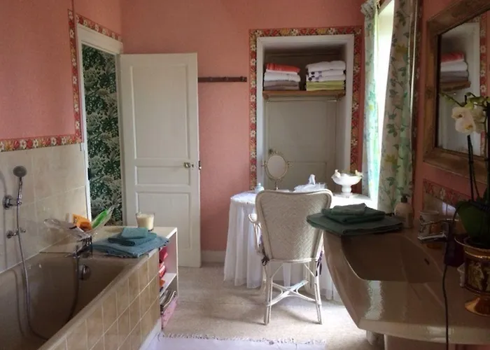 ベッド・アンド・ブレックファスト Manoir Hubert Saint-Vigor-le-Grand