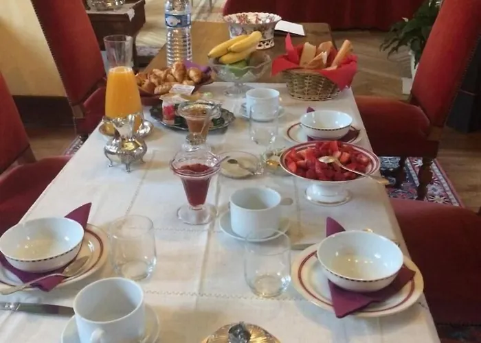 ベッド・アンド・ブレックファスト Manoir Hubert 3*