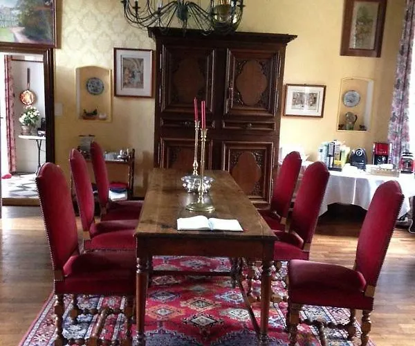 Manoir Hubert ベッド・アンド・ブレックファスト 3*